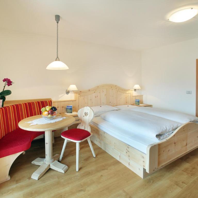 Garni Sonneck - Doppelzimmer mit Balkon - 5