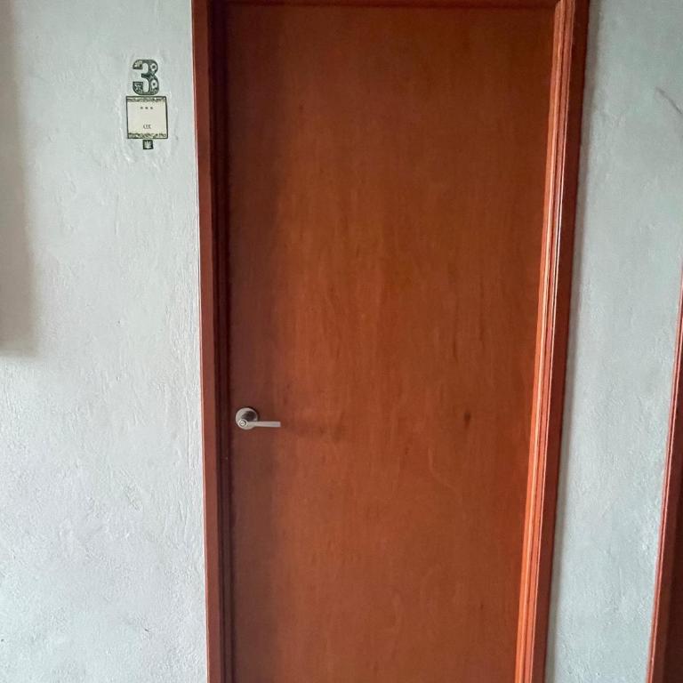 Hostal Poquito a Poquito - Habitación Doble Estándar con baño compartido - 2