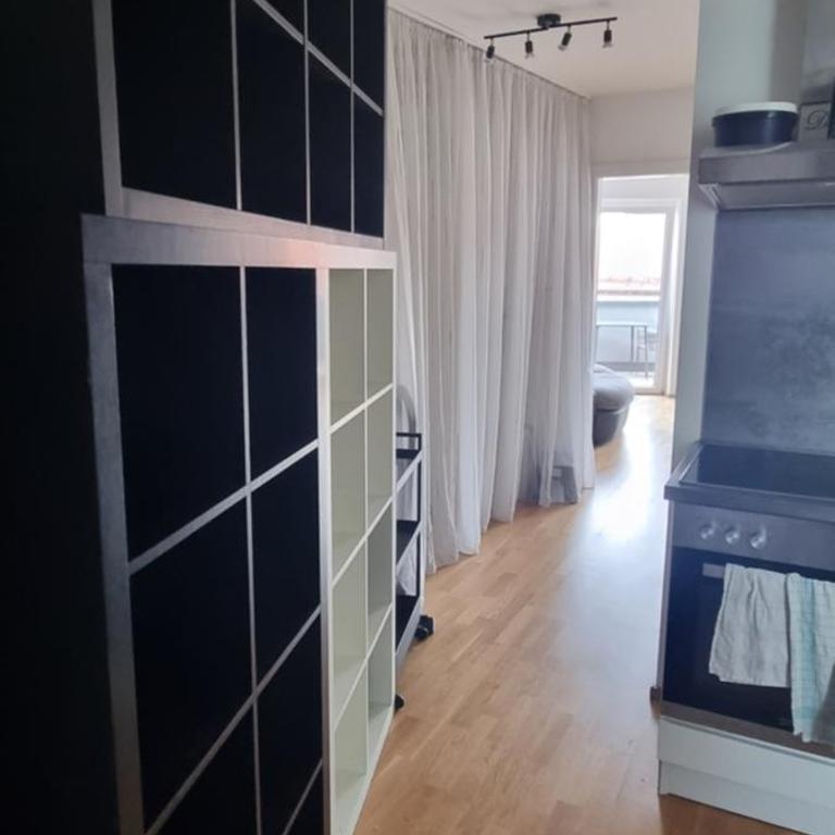 Neubau mit Terrasse - Sonne 10 bis 20 Uhr - Appartement 1 Chambre - 13