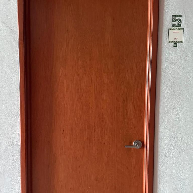 Hostal Poquito a Poquito - Habitación Doble Estándar con baño compartido - 2