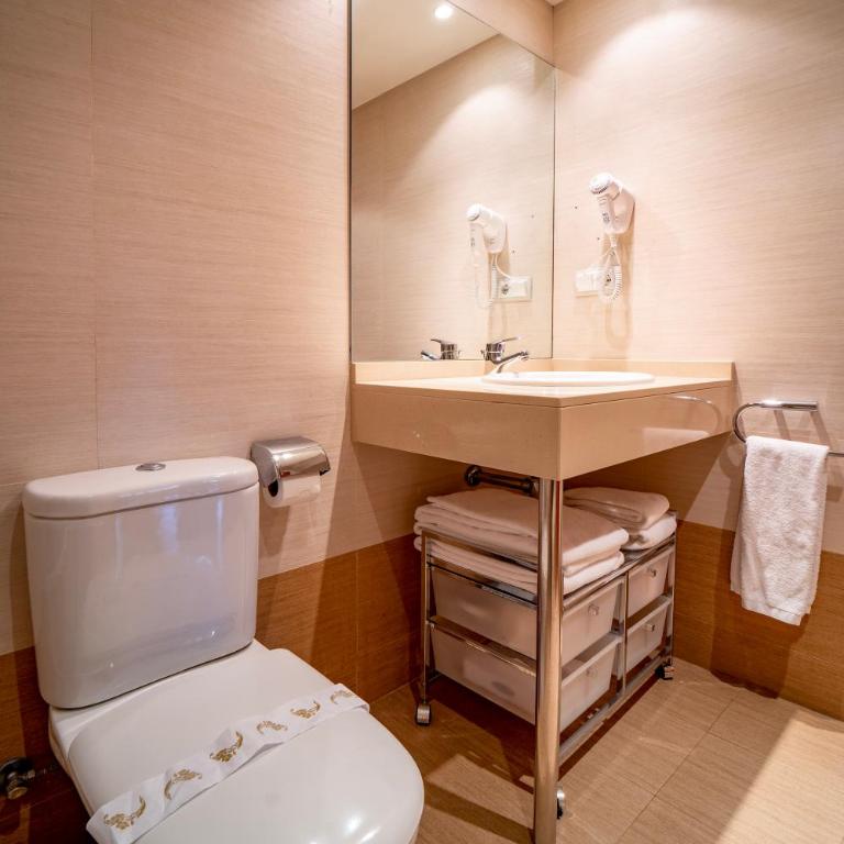 Apartaments Superior - Two-Bedroom Apartment (3 Adults) - 8