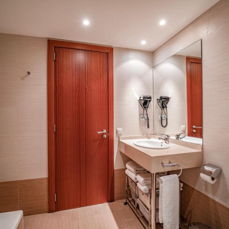 Apartaments Superior - Two-Bedroom Apartment (4 Adults) - 8