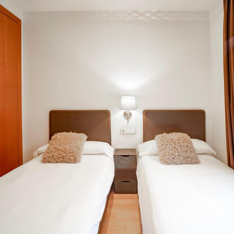 Apartaments Superior - Three-Bedroom Apartment - 15