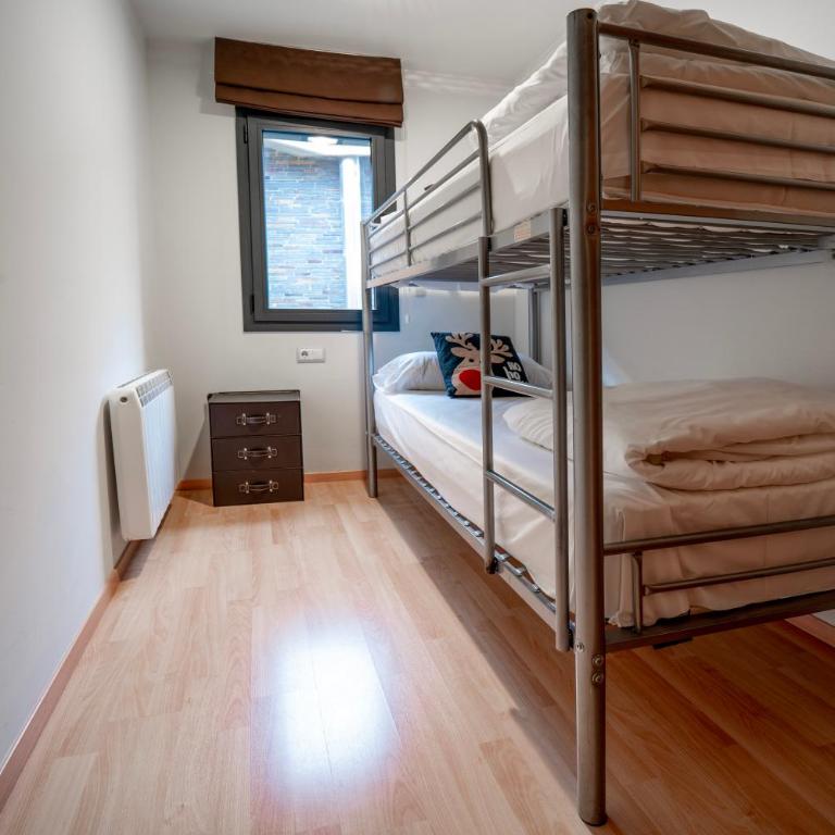 Apartaments Superior - Three-Bedroom Apartment - 10