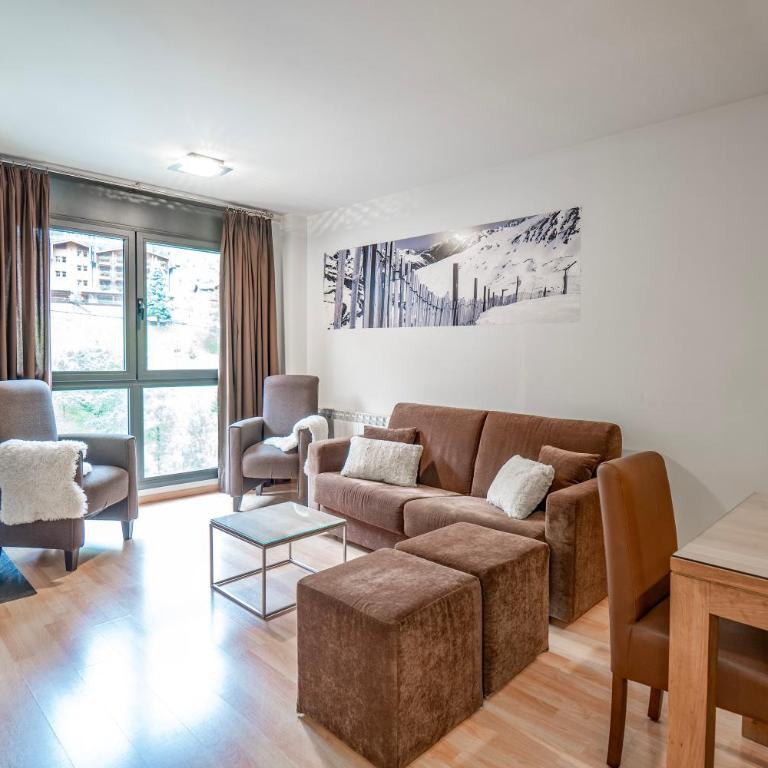 Apartaments Superior - Three-Bedroom Apartment - 19
