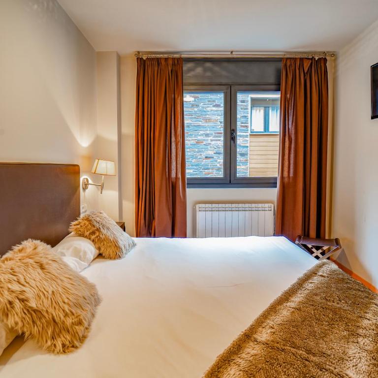 Apartaments Superior - Three-Bedroom Apartment - 20