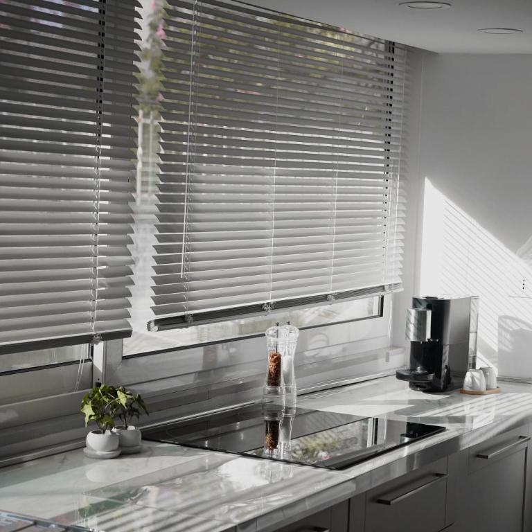 La Perla Apartment - One-Bedroom Apartment - 10