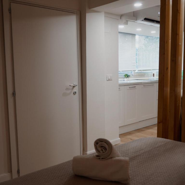 La Perla Apartment - One-Bedroom Apartment - 12