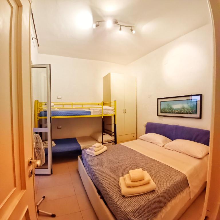 Bilocale Casa Manu Garden - Appartamento con 1 Camera da Letto e Balcone - 4