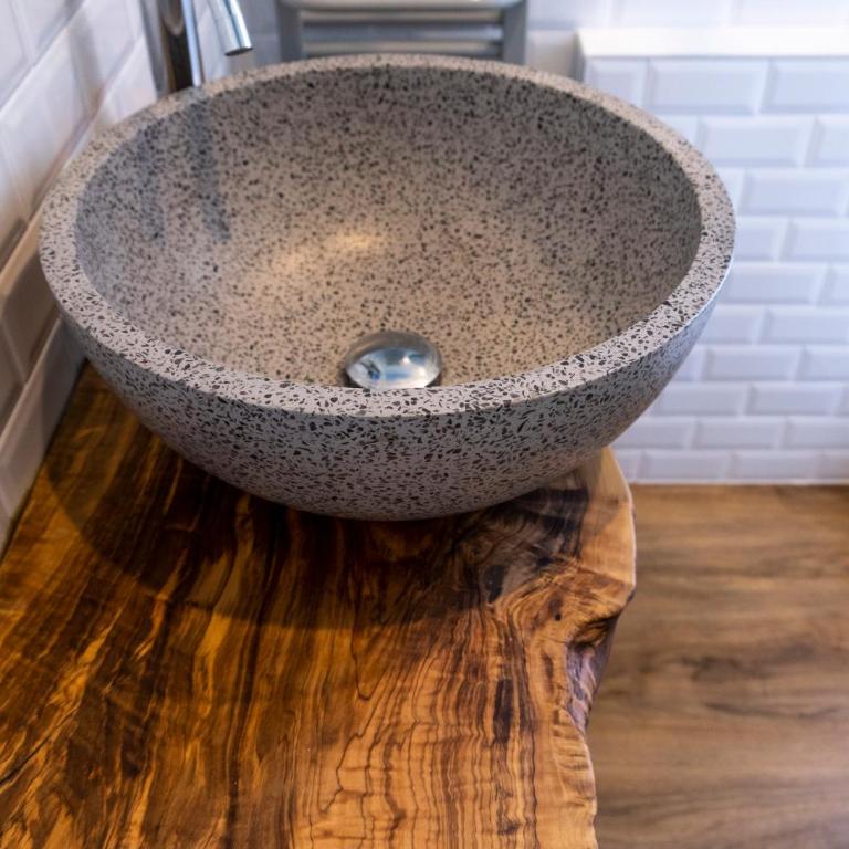 Casa DiMondi - Camera Matrimoniale con Bagno Privato - 12