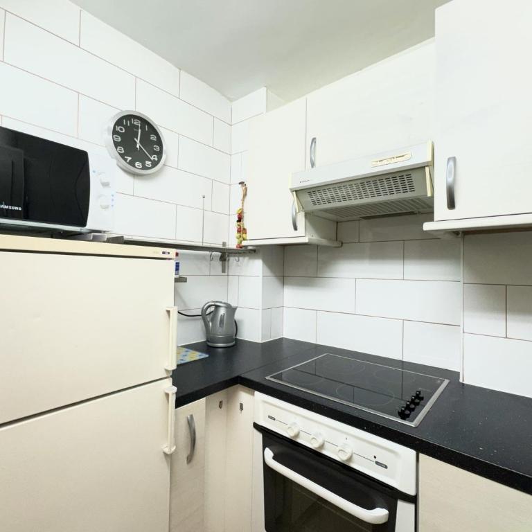 Apartsalou Penedes - Apartamento de 2 dormitorios - 3