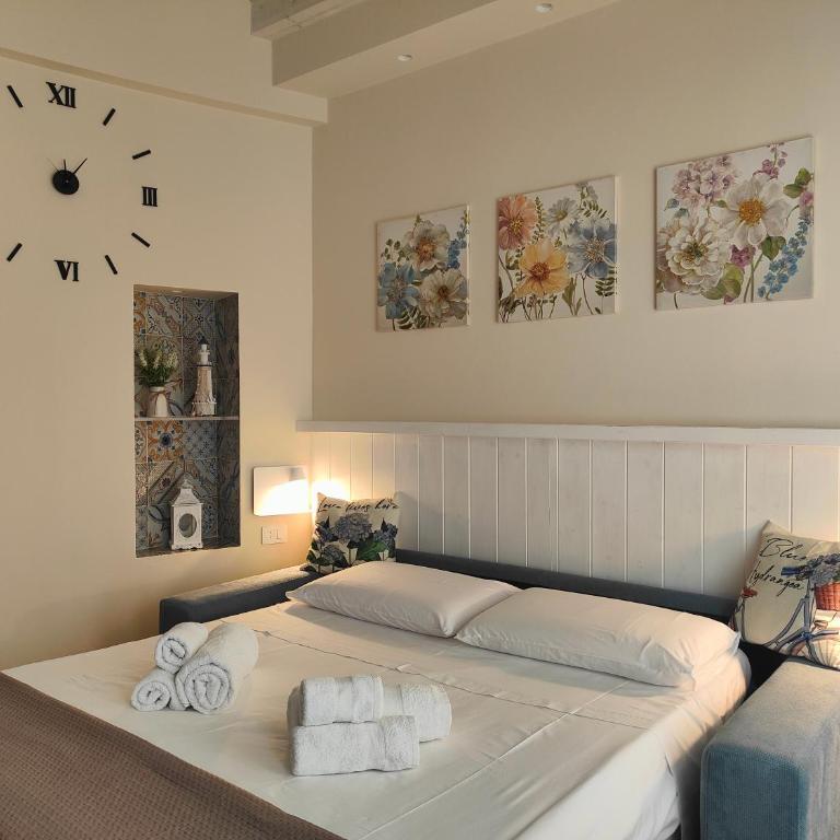 MAIOLICA Holiday House - One-Bedroom House - 17