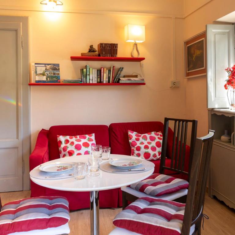 Villa Lucciola - One-Bedroom Apartment with Lake View - 19