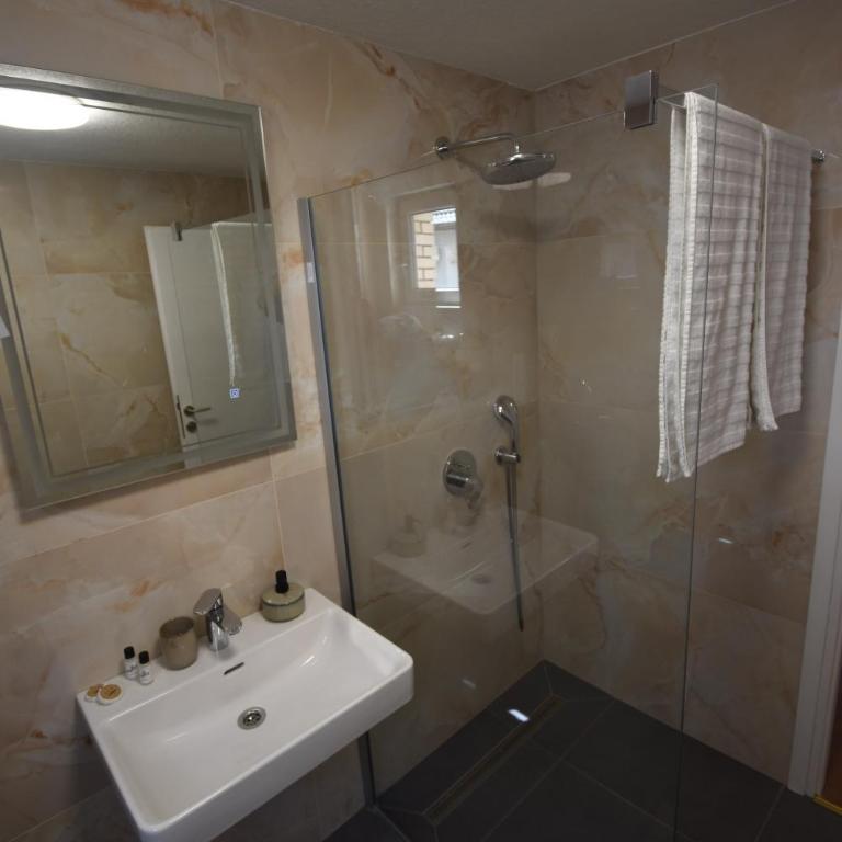 Apartmani Sarajevo - Apartman s 1 Spavaćom Sobom i Balkonom - 2