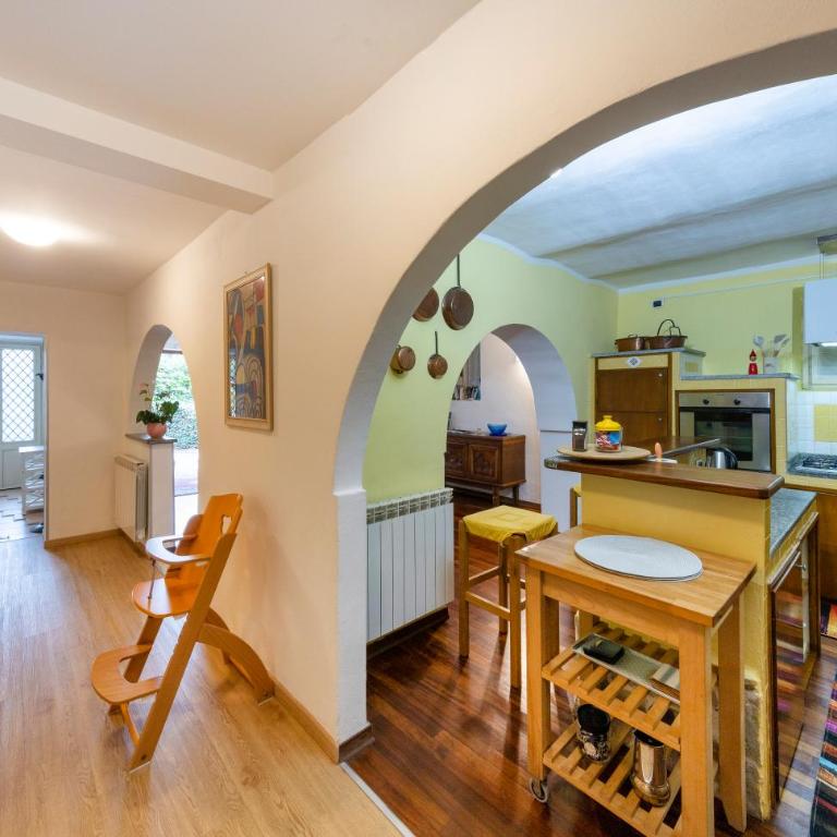 Villa Lucciola - Two-Bedroom Apartment - 17