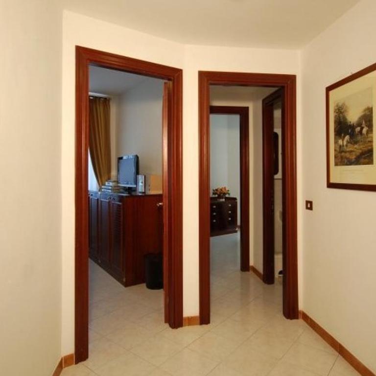Hotel Residence Vatican Suites - Suite con 2 Camere da Letto - 4
