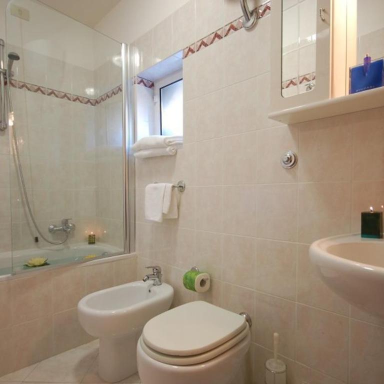 Hotel Residence Vatican Suites - Suite con 2 Camere da Letto - 6