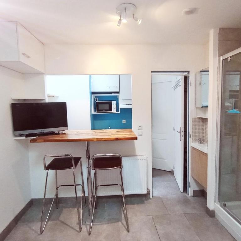 Studio refait à neuf - Appartement 1 Chambre - 1