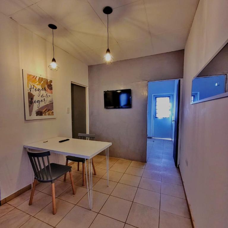 guemez 4 - One-Bedroom Apartment - 1