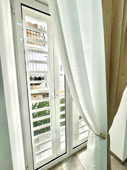 Ilarys home - Appartamento con 1 Camera da Letto - 2