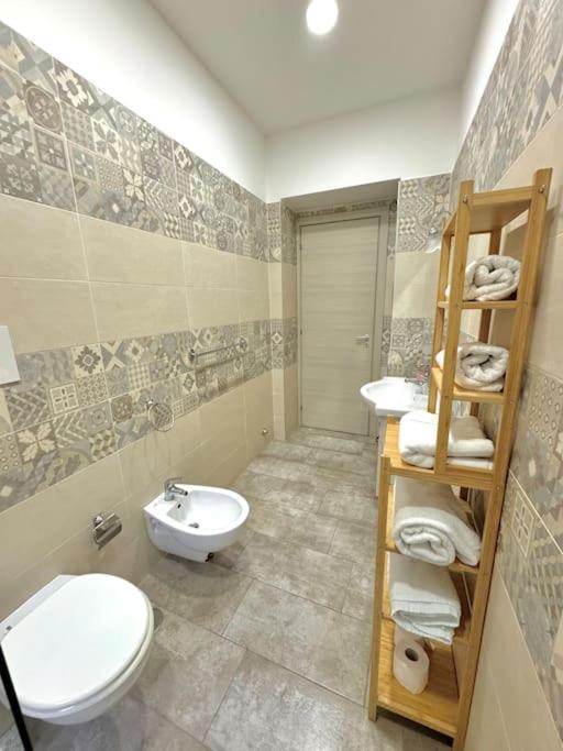 Ilarys home - Appartamento con 1 Camera da Letto - 12