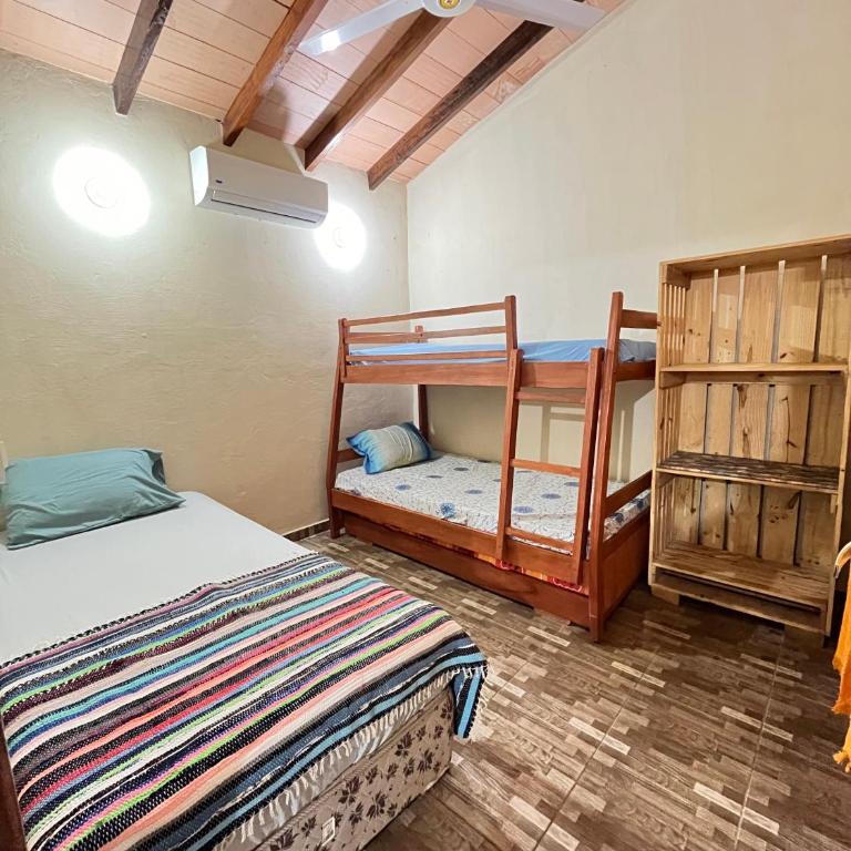 La Casita de Aregua - Three-Bedroom House - 14