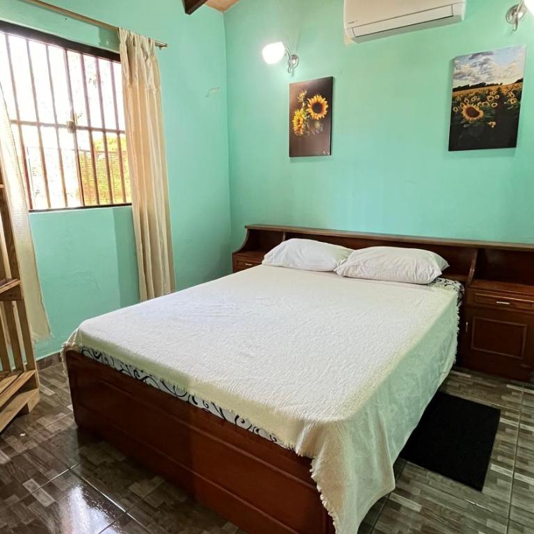 La Casita de Aregua - Three-Bedroom House - 15