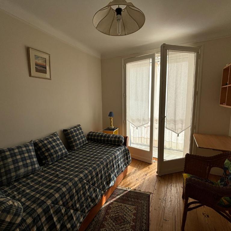Appartement T3 avec garage et équipements complets - FR-1-197-612 - Apartment - 14