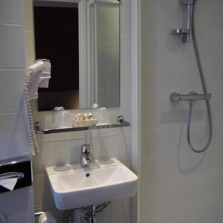 Porte de Versailles Hotel - Chambre Double - 11