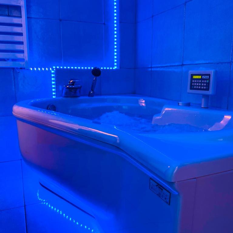 Suite del Faraone - Jacuzzi Privata e Parcheggio - Two-Bedroom Apartment - 12