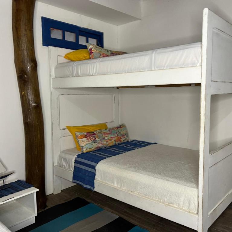 Mira Mira Beach - Quadruple Room with Shared Bathroom - 3