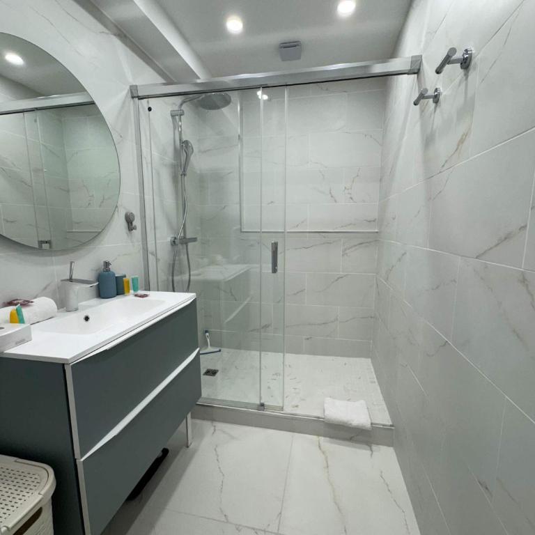 C070 Magnifique appartement au calme 2 Chambre centre - Apartment - 8