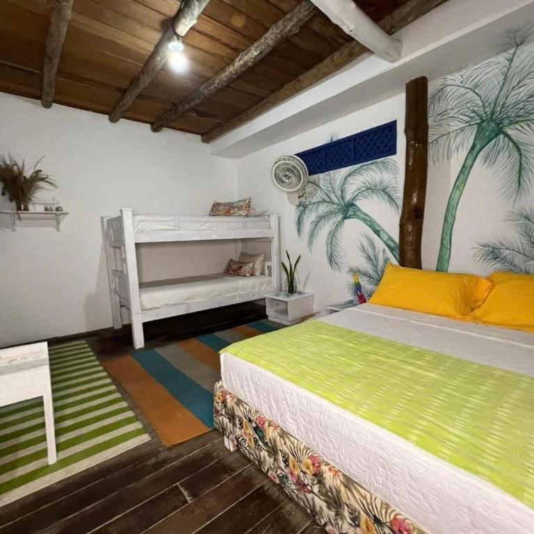 Mira Mira Beach - Quadruple Room with Private Bathroom - 3