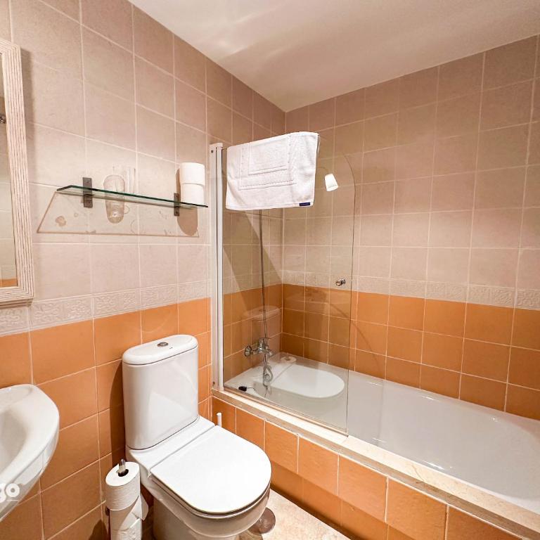 Beautiful Ground Floor Apartment - Garden - SUS01 - Apartamento de 2 dormitorios con vistas al jardín - 10