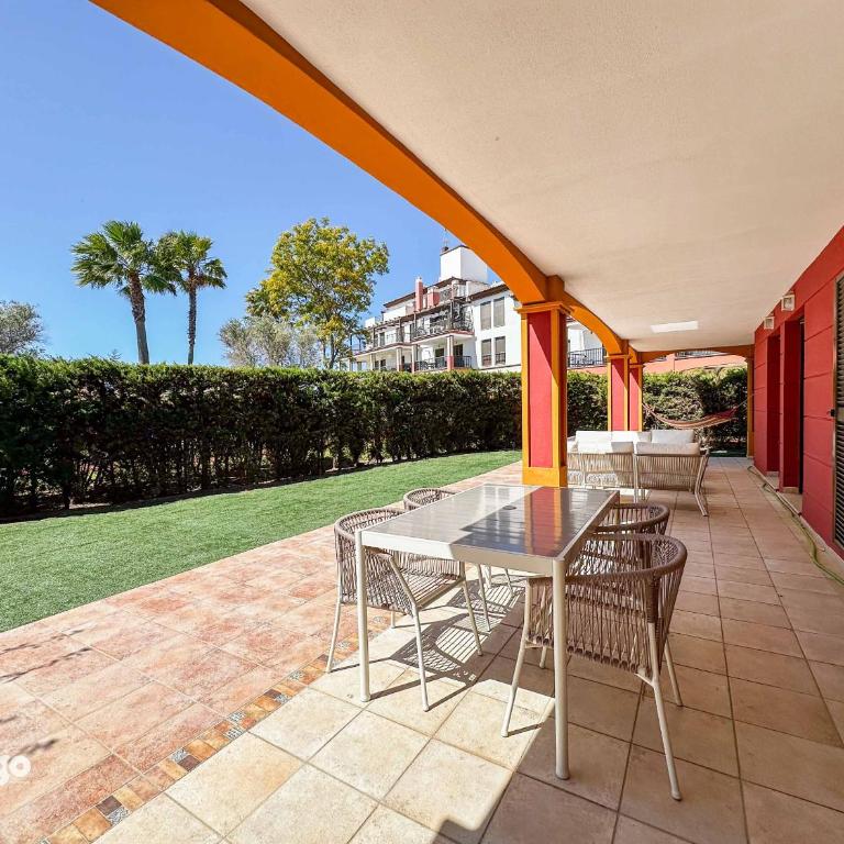 Beautiful Ground Floor Apartment - Garden - SUS01 - Apartamento de 2 dormitorios con vistas al jardín - 14