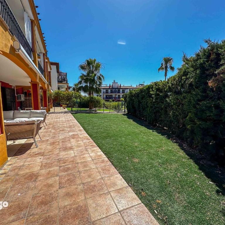 Beautiful Ground Floor Apartment - Garden - SUS01 - Apartamento de 2 dormitorios con vistas al jardín - 18