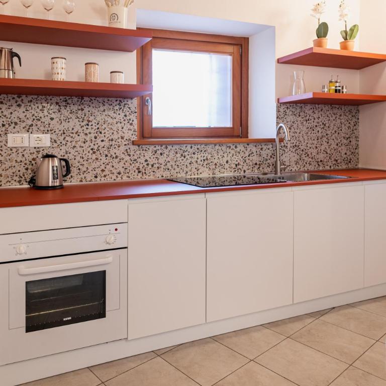 NEST LIVING Sunset 42 - Appartamento con 2 Camere da Letto - 9