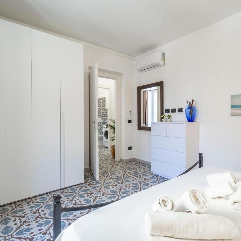 Pietranera Home - Apartment with Balcony - 5