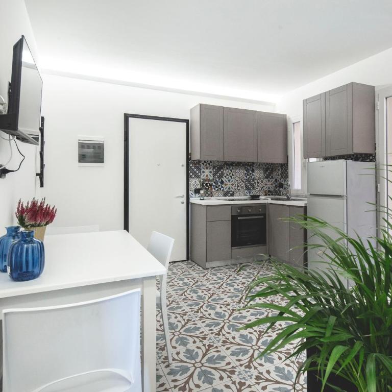 Pietranera Home - Two-Bedroom Superior Apartment - 6