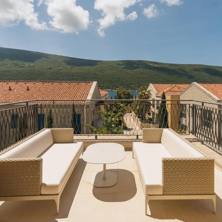 Portonovi Resort - Three Bedroom Suite Castelnuovo Village - 2