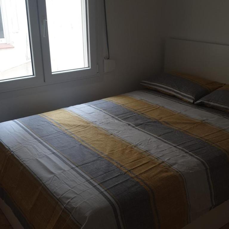 Honeycomb - Two-Bedroom Apartment - 11