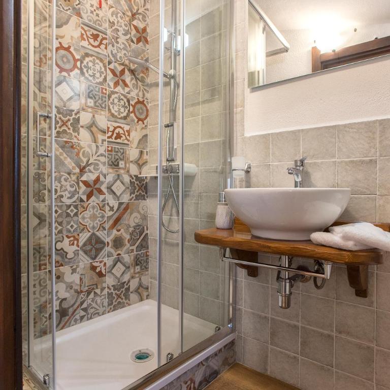 Restored Historic Mansion Paterno with Exclusive Pool, Wifi and AC for 20 people - Villa con Piscina Privata - 43