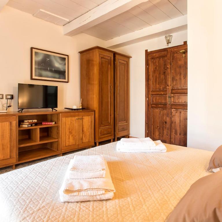 Restored Historic Mansion Paterno with Exclusive Pool, Wifi and AC for 20 people - Villa con Piscina Privata - 77
