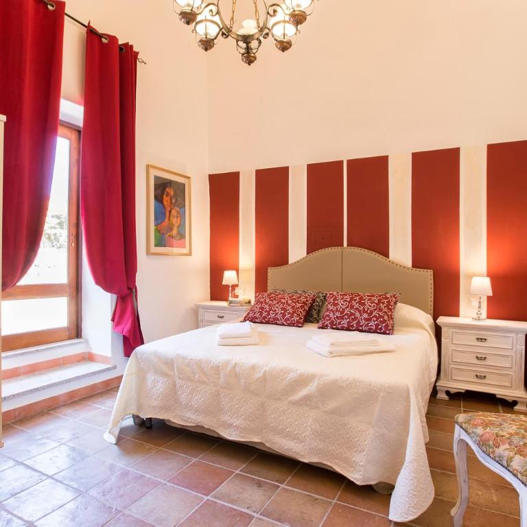 Restored Historic Mansion Paterno with Exclusive Pool, Wifi and AC for 20 people - Villa con Piscina Privata - 10