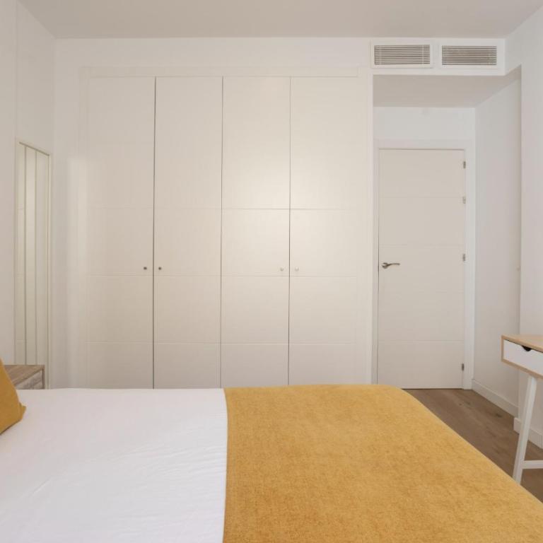 Private & Pool Goyeneta Sevilla Urban Apartment - Apartamento de 2 dormitorios - 57