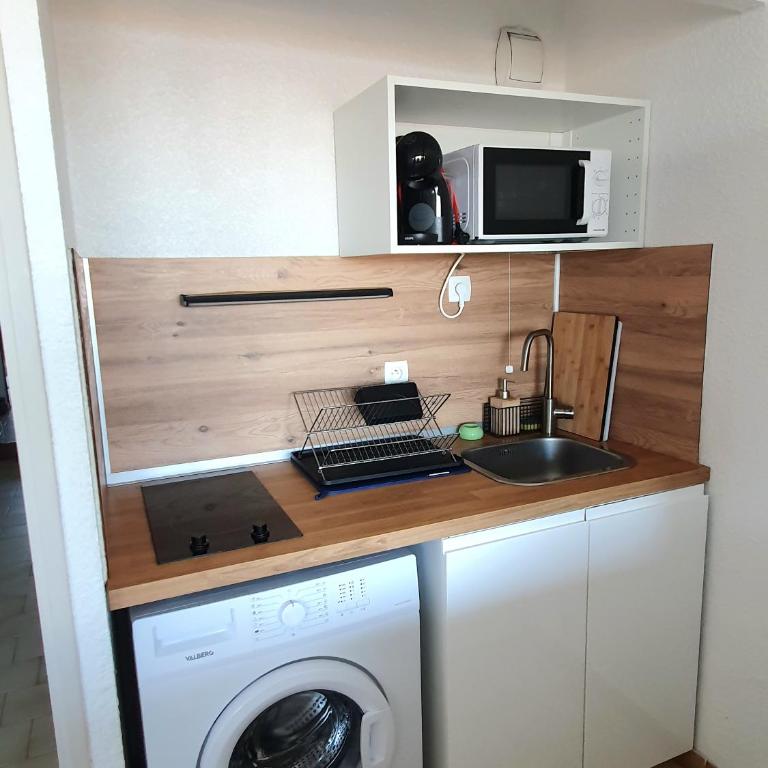 Le Moderna 1 ère ligne Bord de Mer Palavas - Studio - 11
