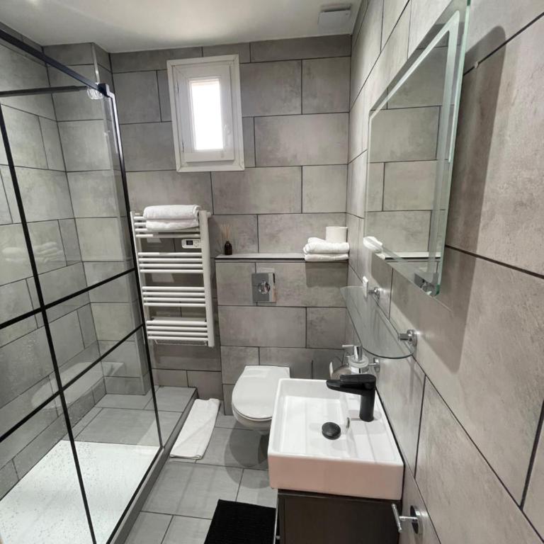2 pièces au calme - Apartment mit 1 Schlafzimmer - 4