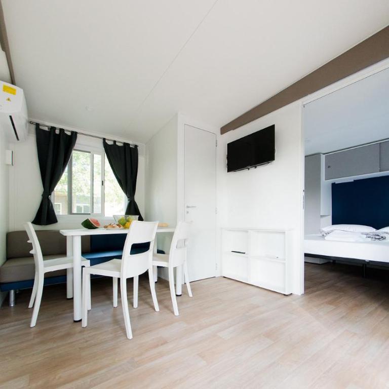 New Campsite in Cesenatico Camping Village - Mobile Home - 3