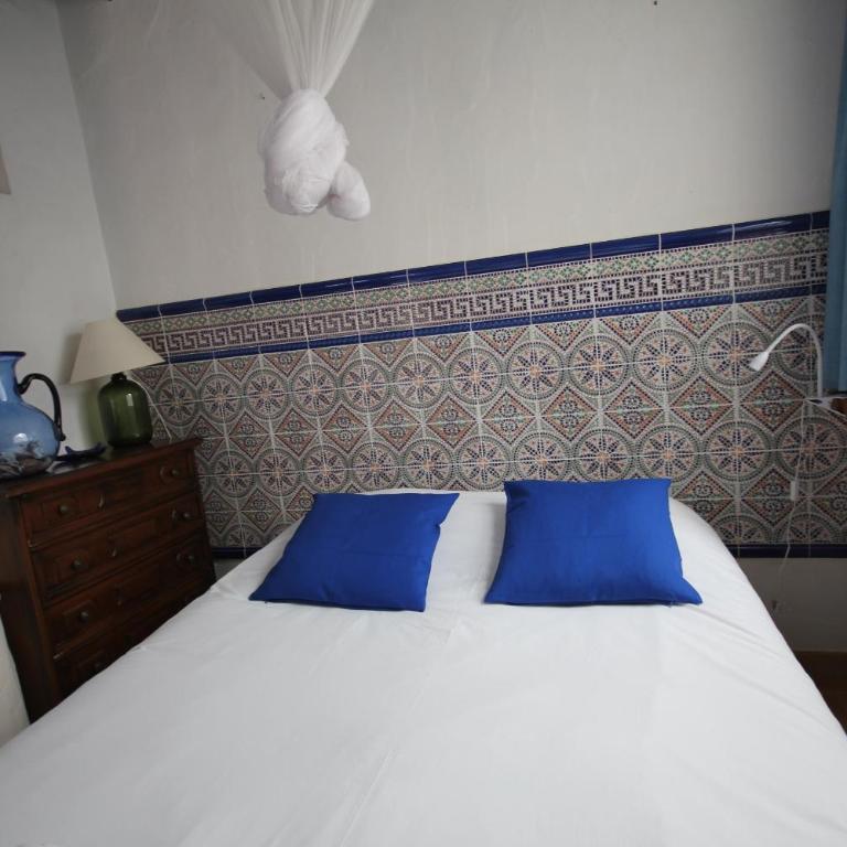 Le Poisson Bleu - One-Bedroom Apartment - 27