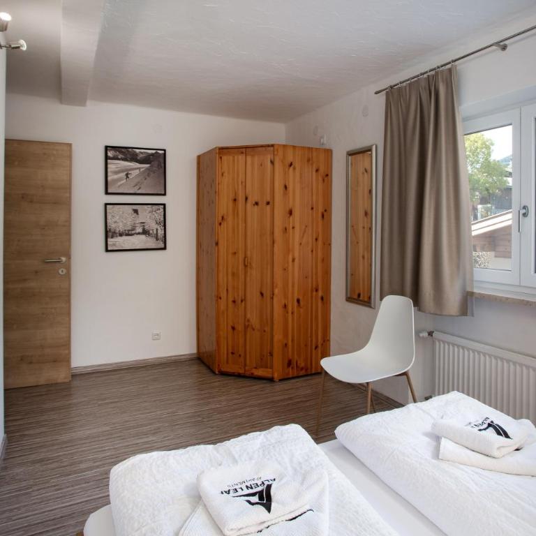 Alpine View Apartments - Apartment with Terrace - 20